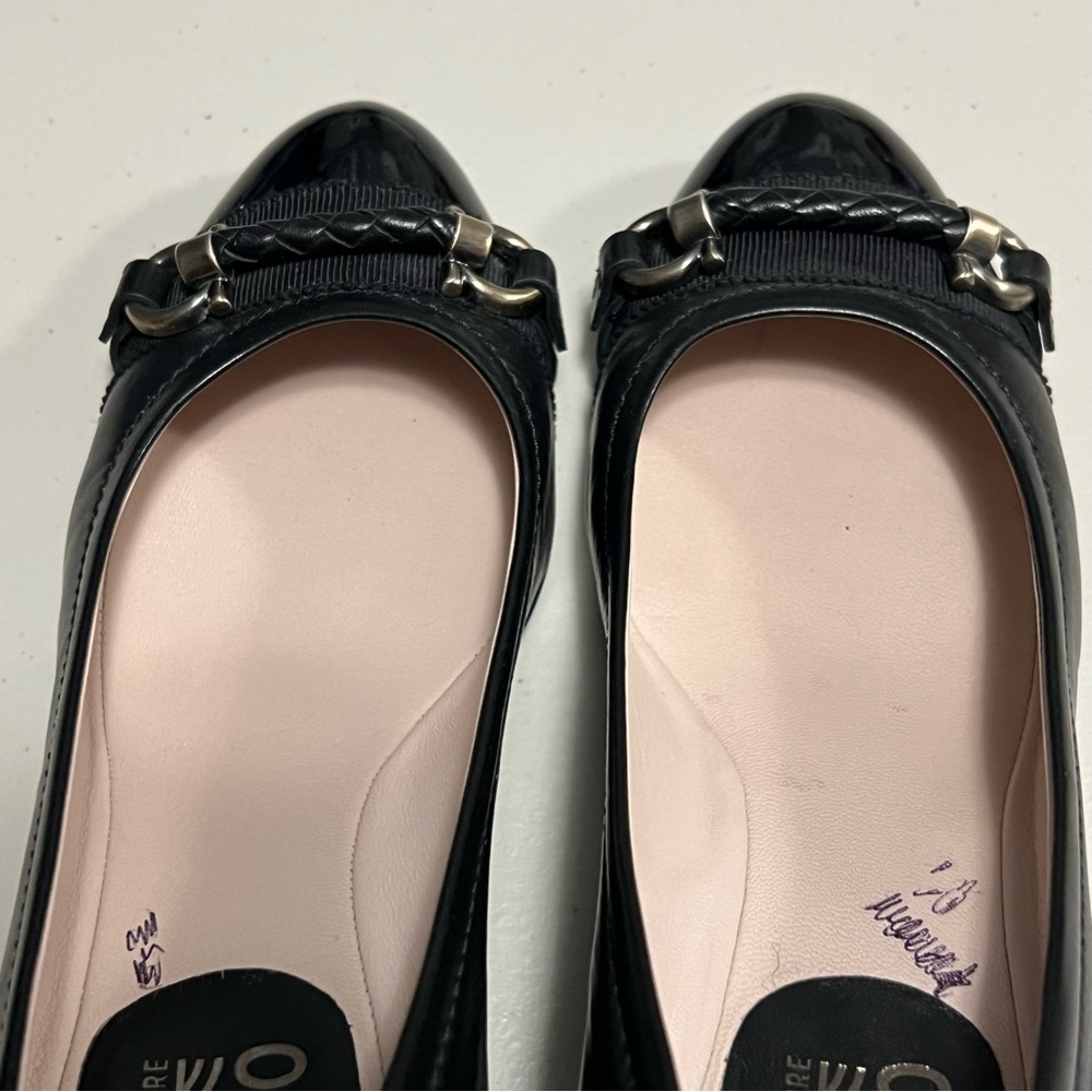 SALVATORE FERRAGAMO Cap Toe Heels with Dust Bag - Picture 7 of 14